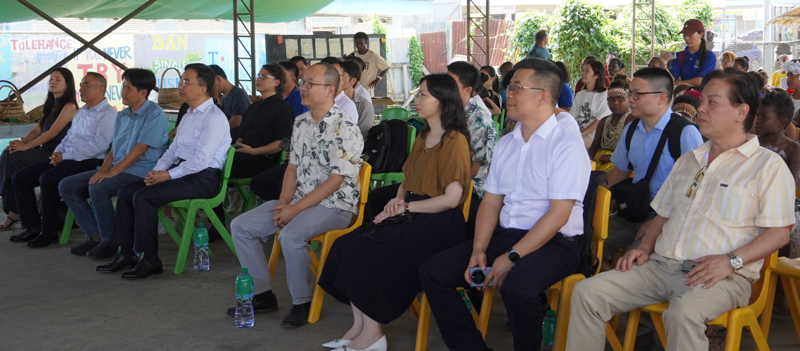 Jiangmen delegation visits Chung Wah School 