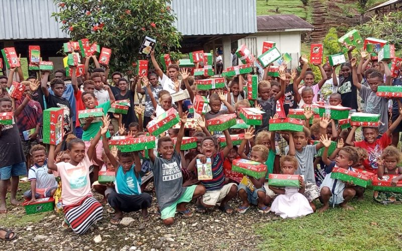 Kids in Malaita receive X-mas gifts from Samaritan’s Purse