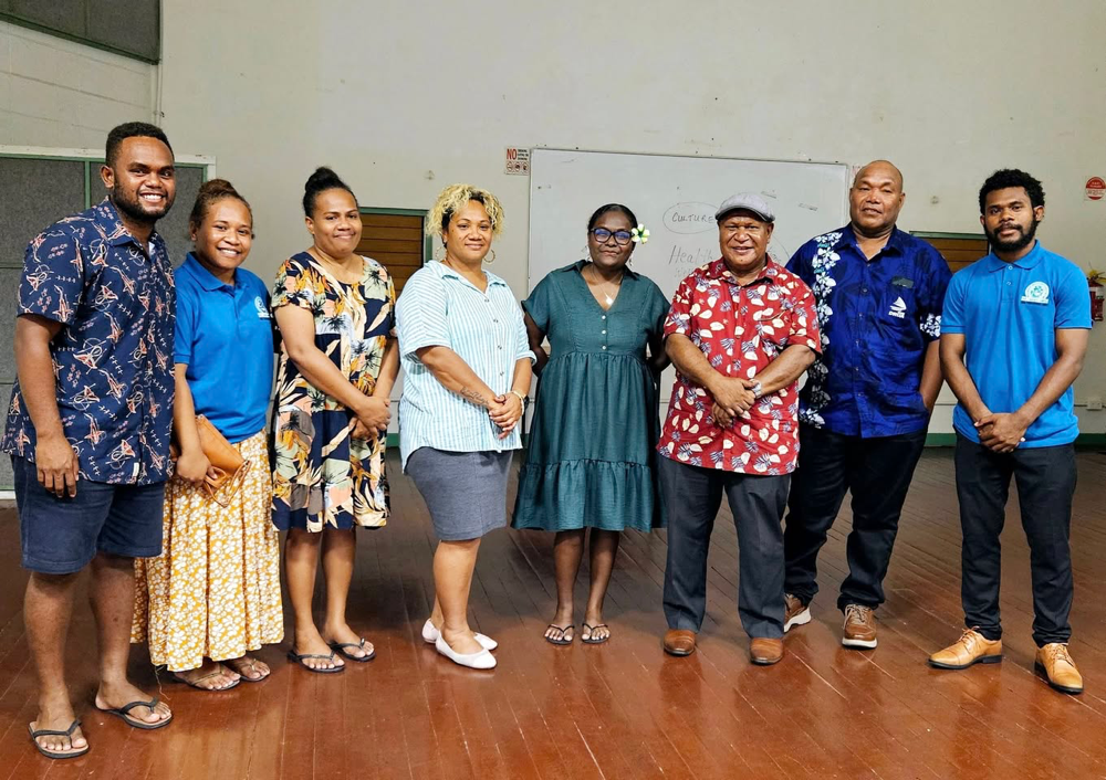 SI Suva Mission team meets local students